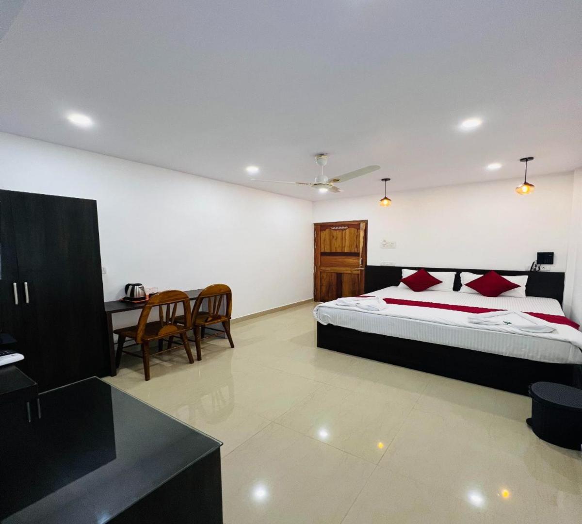 Sea Shore Residency Порт Блеър Екстериор снимка