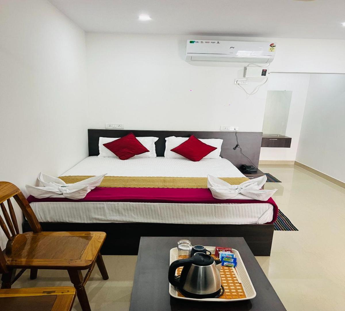 Sea Shore Residency Порт Блеър Екстериор снимка