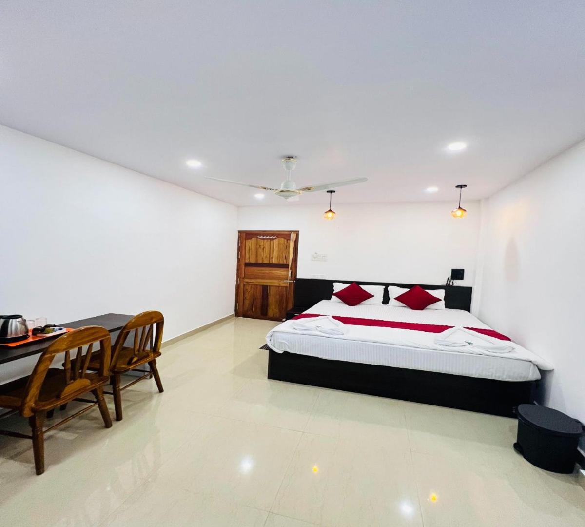 Sea Shore Residency Порт Блеър Екстериор снимка